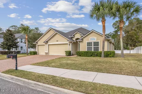 11733 Paddock Gates Dr, Jacksonville, FL 32223