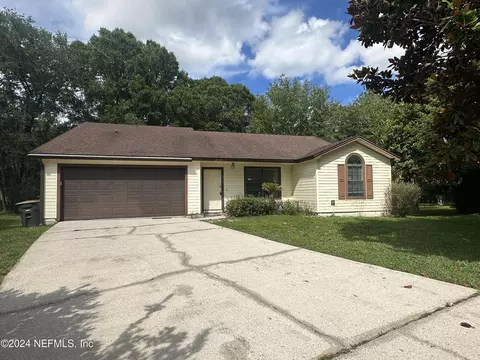 8701 Huntington Woods Cir N, Jacksonville, FL 32244