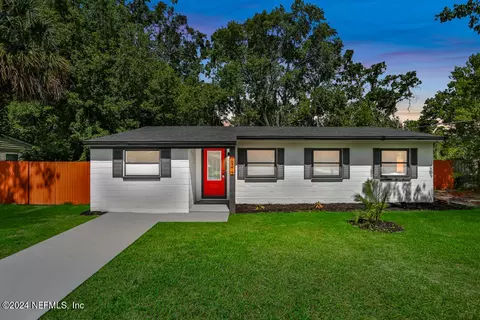 6217 Commodore Dr, Jacksonville, FL 32244