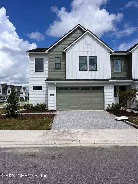11447 Newtonian Blvd, Jacksonville, FL 32256
