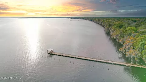 137 Terri Ave, Georgetown, FL 32139