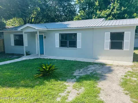 1405 Laurel St, Palatka, FL 32177