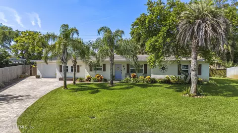 538 10th St N, Jacksonville Beach, FL 32250