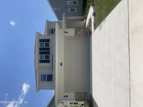 110 Peace River Rd, Saint Johns, FL 32259