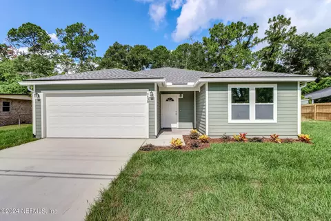 8665 Nussbaum Dr, Jacksonville, FL 32210