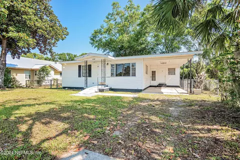 535 NW Nw Orange St, Lake City, FL 32055