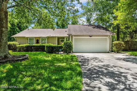 2601 Sandy Hollow Dr, Middleburg, FL 32068