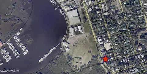 130 De Haven St, Saint Augustine, FL 32084 photo 2