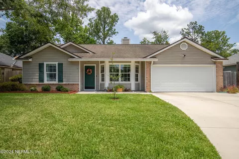 3171 Sweetwater Oaks Dr N, Jacksonville, FL 32223