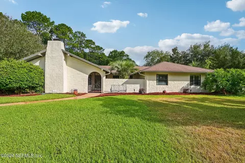 12835 Pine Burr Ln W, Jacksonville, FL 32246