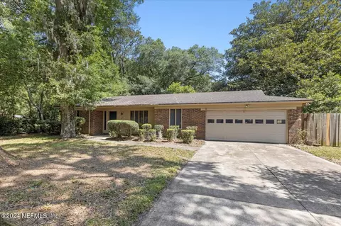 8275 Alderman Rd, Jacksonville, FL 32211