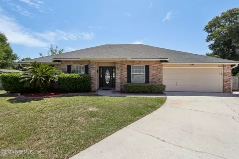1906 Belhaven Dr, Orange Park, FL 32065