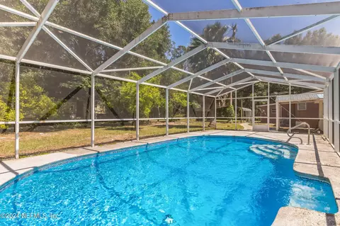 6138 New Star Rd, Green Cove Springs, FL 32043