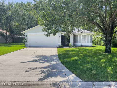 177 Southlake Dr, Saint Augustine, FL 32092