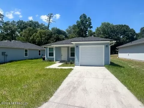 8451 Hewitt St, Jacksonville, FL 32244