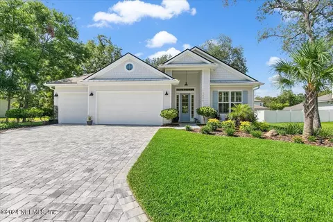 13806 Hidden Oaks Ln, Jacksonville, FL 32225