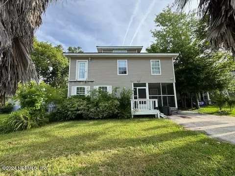 5147 Birkenhead Rd, Jacksonville, FL 32210