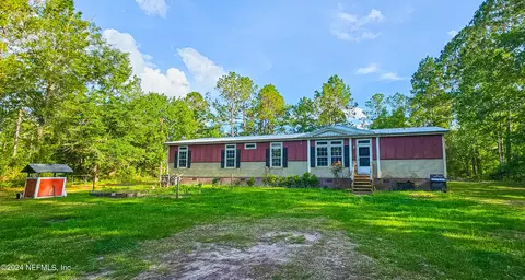 7105 Horseshoe Cir, Bryceville, FL 32009