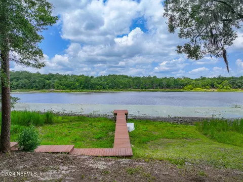 331 N County Rd 315, Interlachen, FL 32148