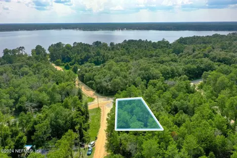 lot Apt 19 Hillsborough Ave, Florahome, FL 32140