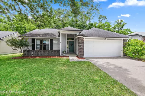 7450 Sweet Rose Ln, Jacksonville, FL 32244