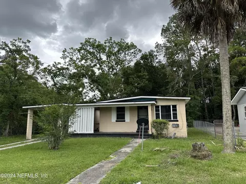 2724 Begonia Rd, Jacksonville, FL 32209