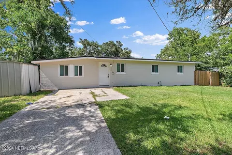 6857 Miss Muffet Ln S, Jacksonville, FL 32210