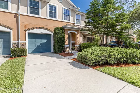 5957 Pavilion Dr, Jacksonville, FL 32258