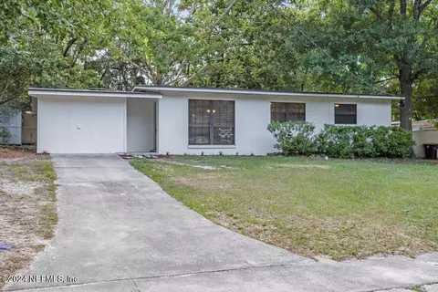 2212 Patou Dr, Jacksonville, FL 32210