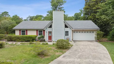 620 Camellia Terrace Dr, Neptune Beach, FL 32266