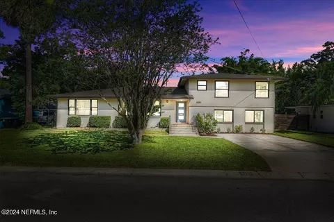 4330 San Jose Ln, Jacksonville, FL 32207