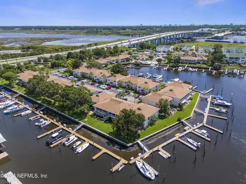 14750 Beach Blvd #13, Jacksonville, FL 32250