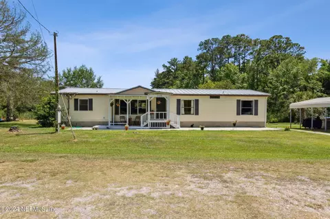 1338 Duval Lake Rd N, Jacksonville, FL 32218