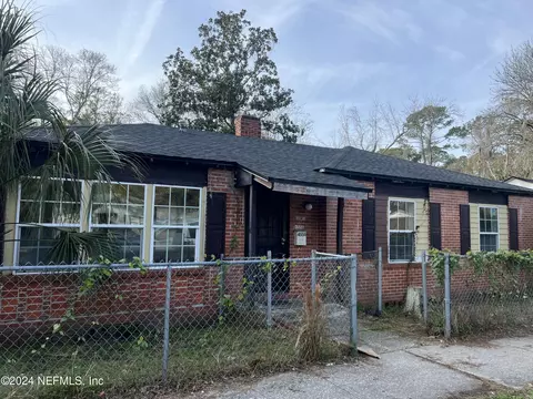 4556 Timuquana Rd, Jacksonville, FL 32210