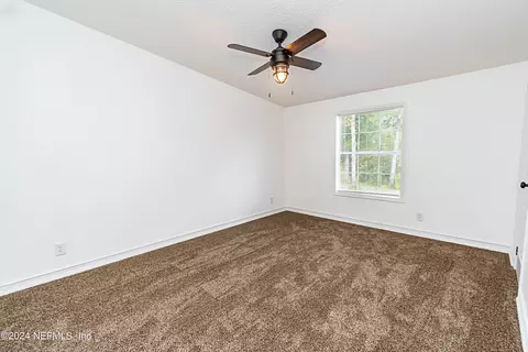 11363 Thomas Dr, Macclenny, FL 32063