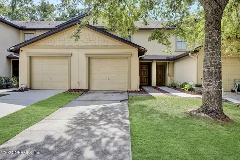 4677 Playschool Dr, Jacksonville, FL 32210