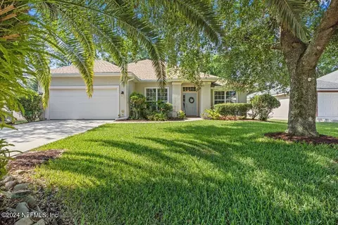 934 Rock Bay Dr, Jacksonville, FL 32218