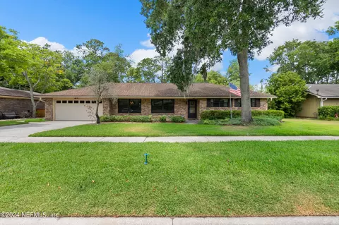8914 Heavenside Dr, Jacksonville, FL 32257