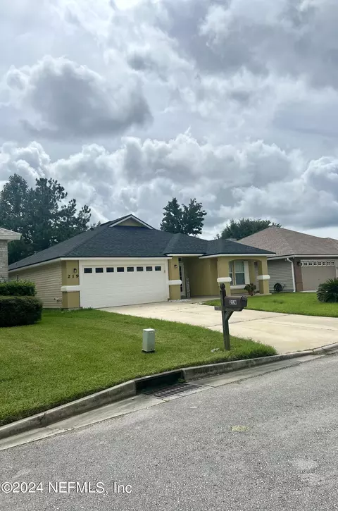 219 Prince Phillip Dr, Saint Augustine, FL 32092