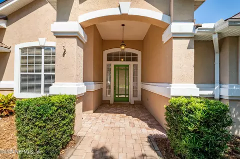 1093 Blue Heron Ln W, Jacksonville Beach, FL 32250