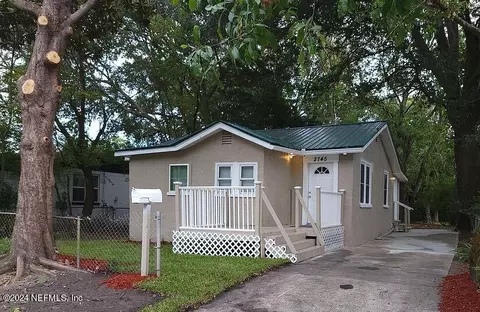 2745 Darrow St, Jacksonville, FL 32209