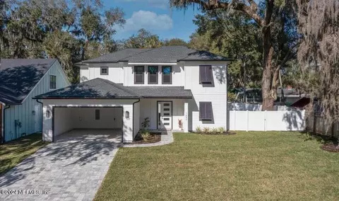 1013 8th Ave N, Jacksonville Beach, FL 32250