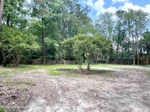 5544 Cruz Rd, Jacksonville, FL 32207