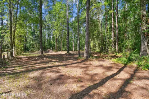 8950 Alligators Rd, Jacksonville, FL 32219