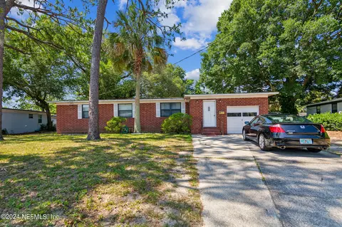 6020 Columbine Dr, Jacksonville, FL 32211