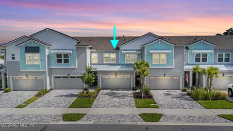 14136 Backbarrier Rd, Jacksonville, FL 32224