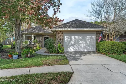 4556 Middleton Park Cir W, Jacksonville, FL 32224