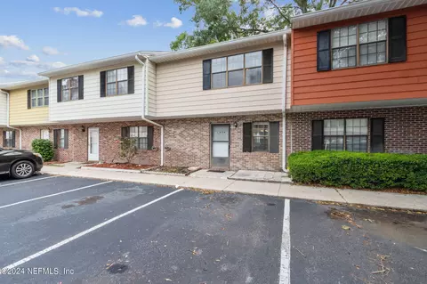 1004 Kettering Way, Orange Park, FL 32073