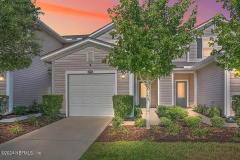 13946 Molina Dr, Jacksonville, FL 32256