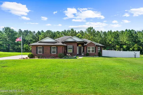 45361 American Dream Dr, Callahan, FL 32011